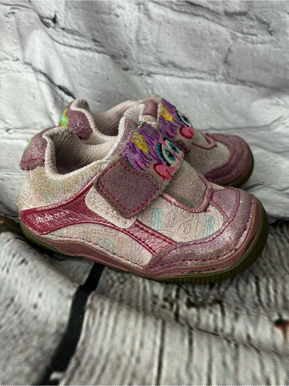 VTG Y2K Abby Cadabby Sesame Street Baby Stride Rite Pink Sneaker Shoes Size 4